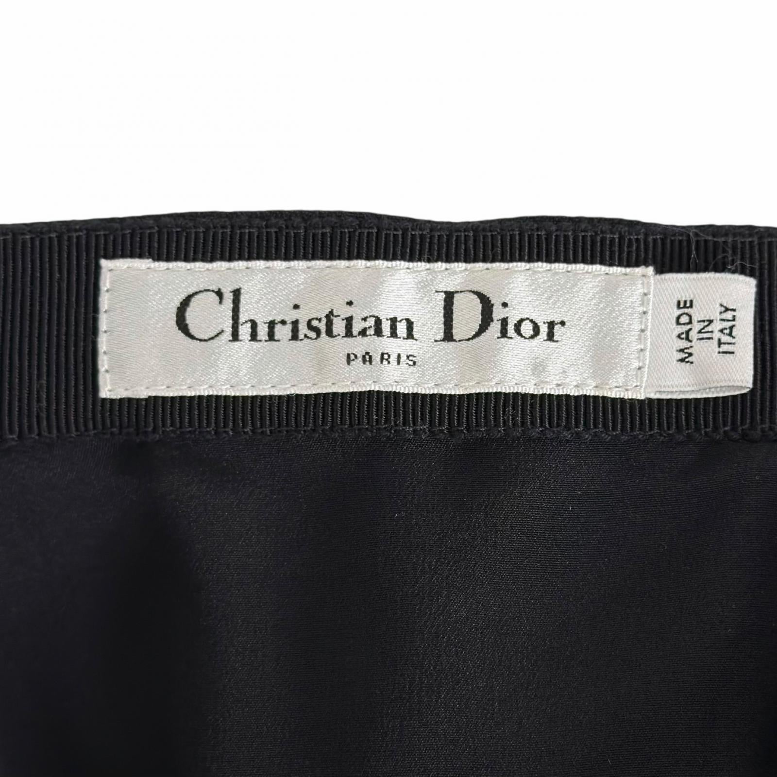 Great Christian Dior Mini skirt black wool Women 40 111J30A1166