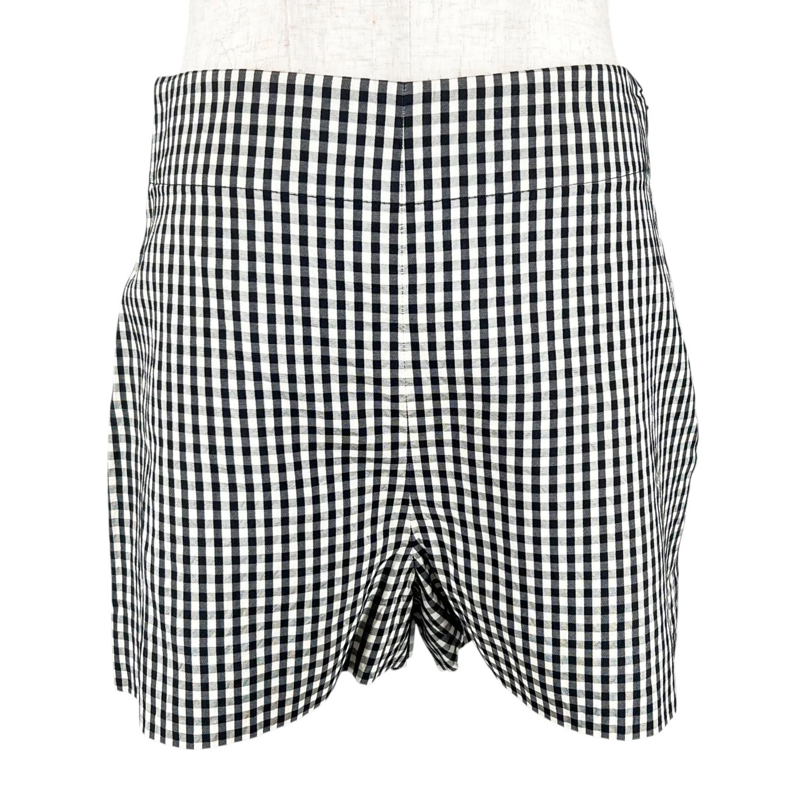 Excellent Christian Dior Pants Gingham check shorts black silk Women 38
