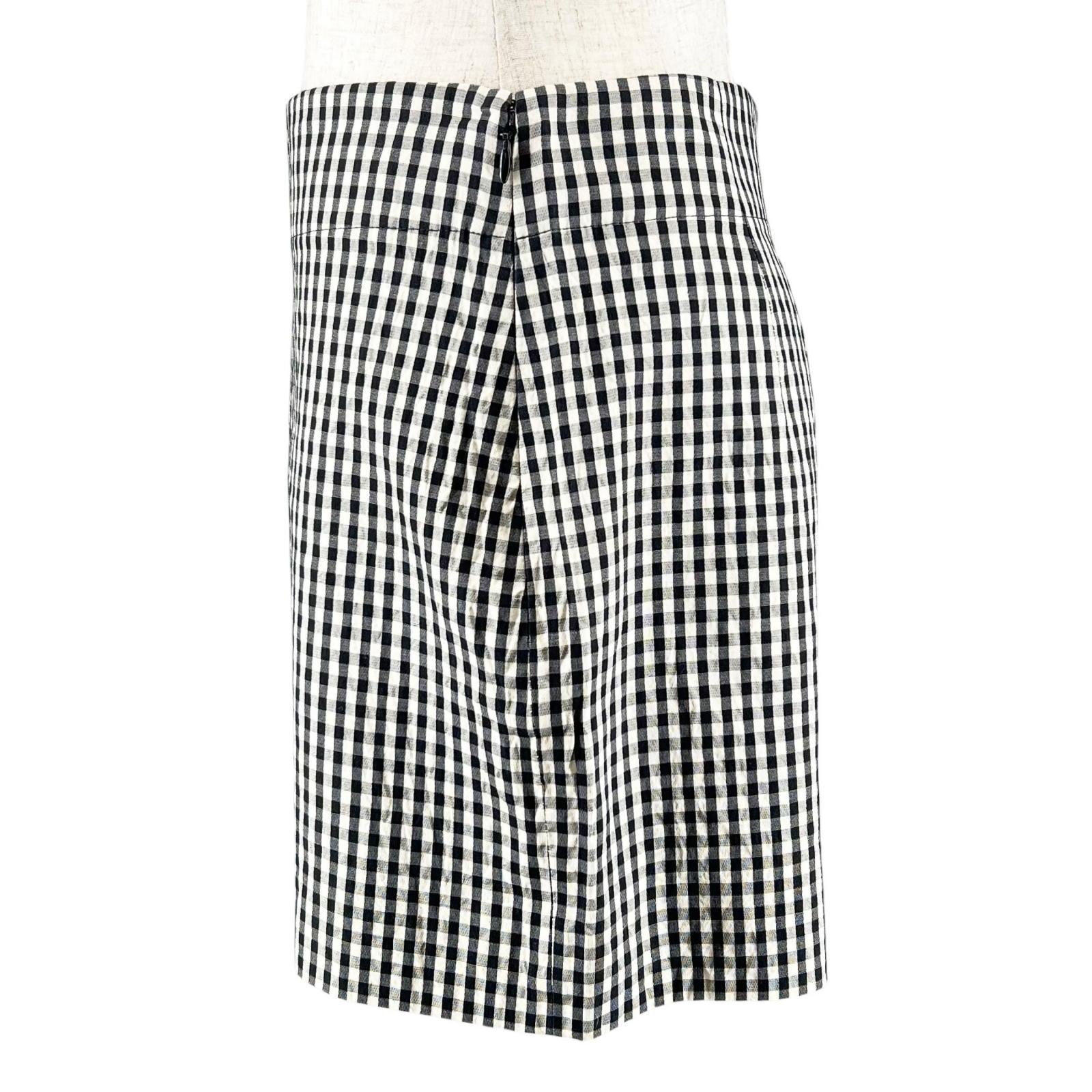 Excellent Christian Dior Pants Gingham check shorts black silk Women 38