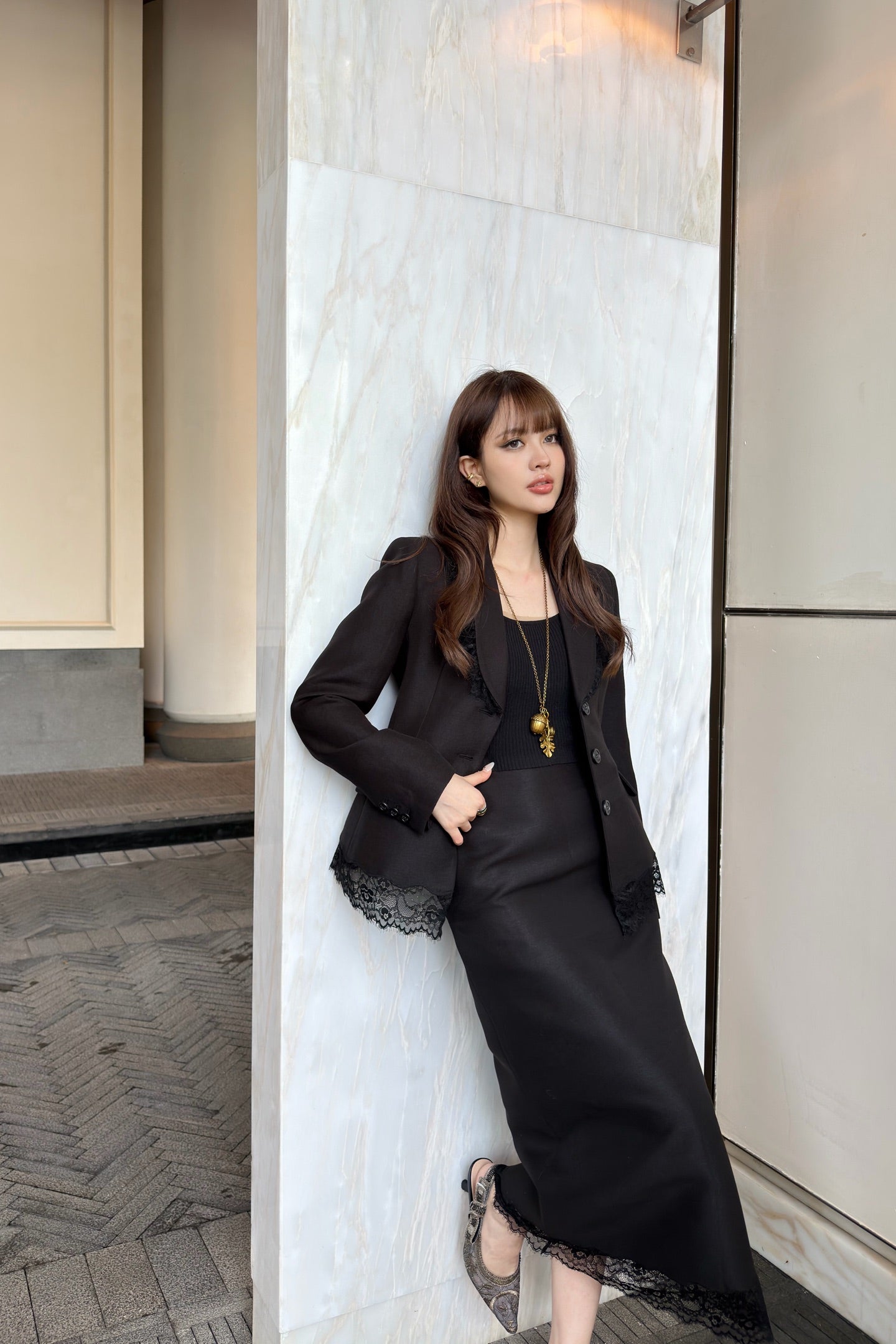 CD 26s Mid-Length Straight Skirt Black Wool Silk Lace