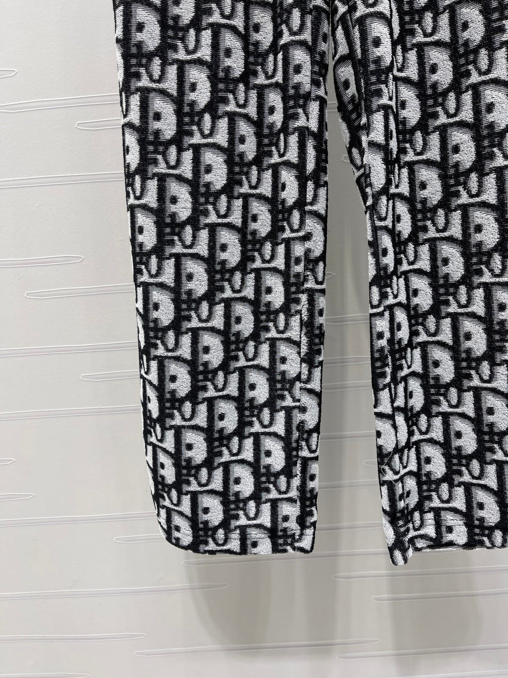 DIOR 25S STRAIGHT-LEG PANTS STYLE 136